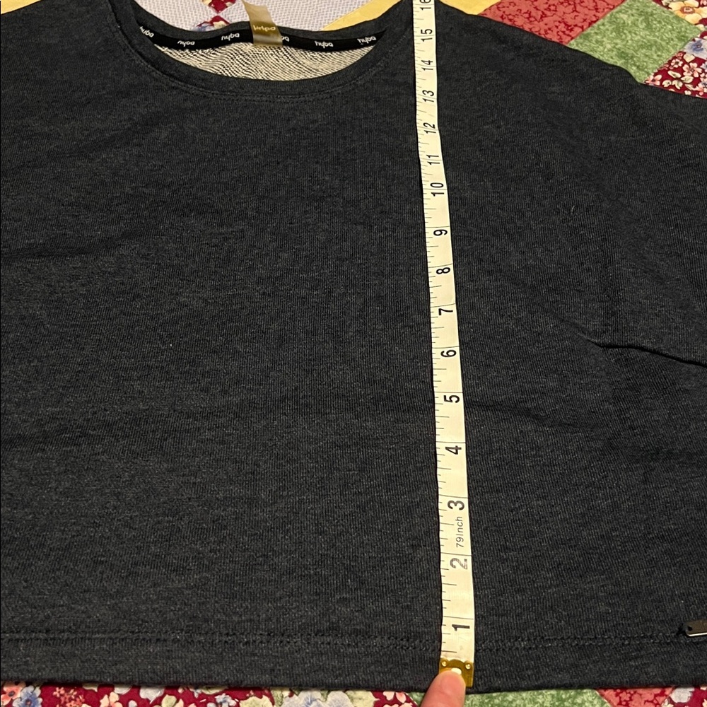 Hyba Cropped Yoga Cover Up  - S/M - Picture 4 of 7